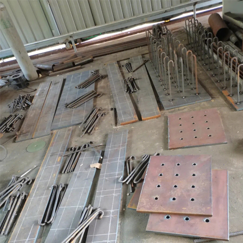 有哪些其他因素会影响汕尾预埋件位置的确定？