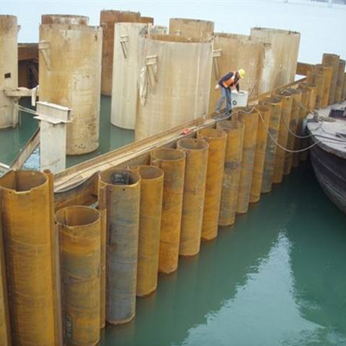 汕尾钢护筒现场安装